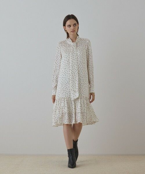 GRACE CONTINENTAL / グレースコンチネンタル ミニ丈・ひざ丈ワンピース | ランダムドットボウタイワンピース | 詳細1