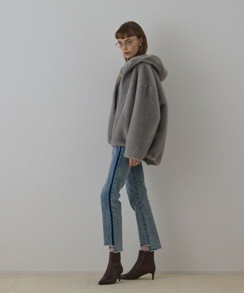 GRACE CONTINENTAL / グレースコンチネンタル デニムパンツ | ラインスリムデニムパンツ | 詳細2