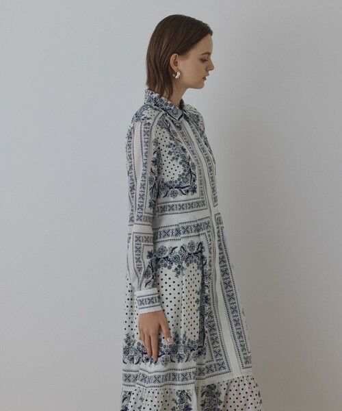 GRACE CONTINENTAL / グレースコンチネンタル ロング・マキシ丈ワンピース | バンダナプリントシャツワンピース | 詳細2