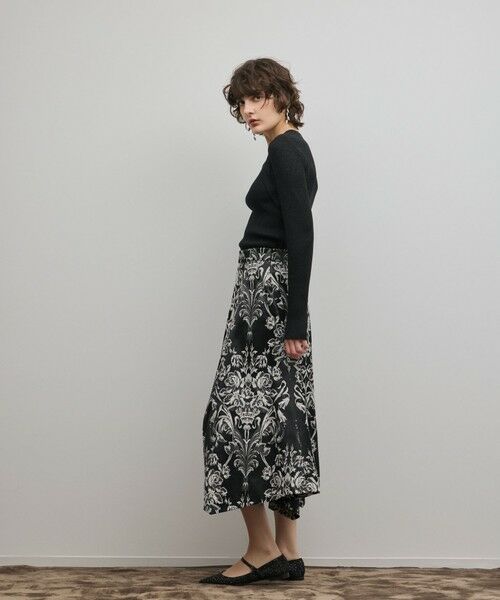 GRACE CONTINENTAL / グレースコンチネンタル ロング・マキシ丈スカート | オーナメントジャガードハンカチヘムスカート | 詳細10