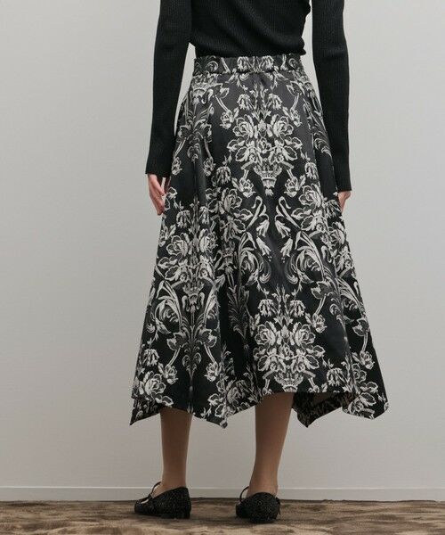 GRACE CONTINENTAL / グレースコンチネンタル ロング・マキシ丈スカート | オーナメントジャガードハンカチヘムスカート | 詳細13