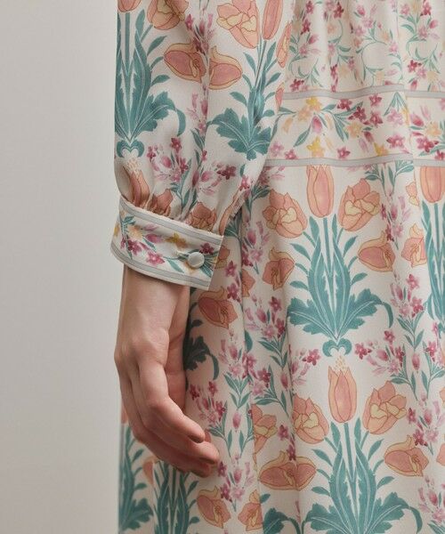 GRACE CONTINENTAL / グレースコンチネンタル ロング・マキシ丈ワンピース | フラワーパターンプリントワンピース | 詳細11