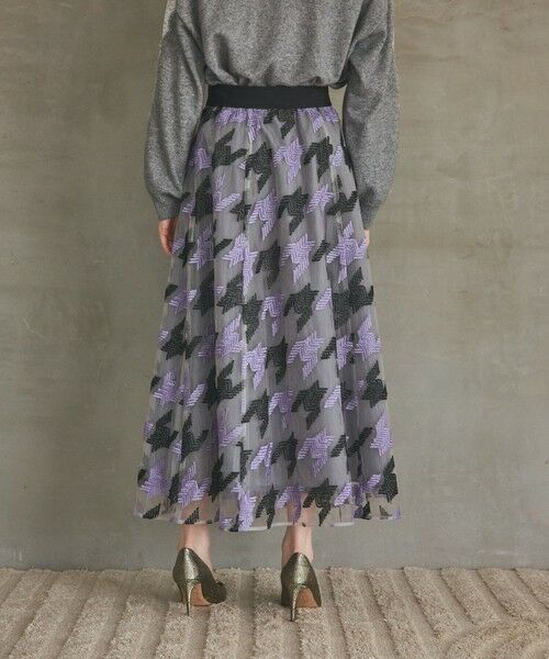 GRACE CONTINENTAL / グレースコンチネンタル ロング・マキシ丈スカート | 千鳥刺繍チュールスカート | 詳細3