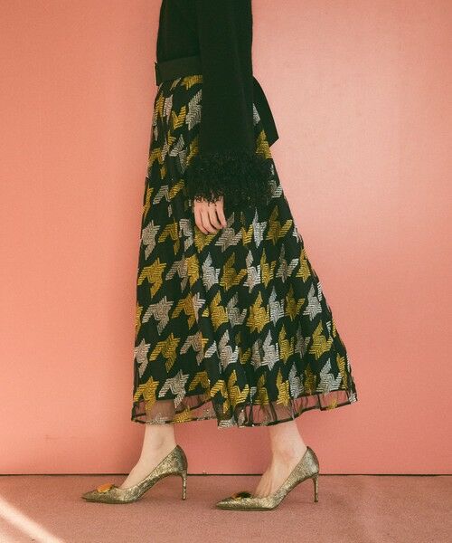 GRACE CONTINENTAL / グレースコンチネンタル ロング・マキシ丈スカート | 千鳥刺繍チュールスカート | 詳細9