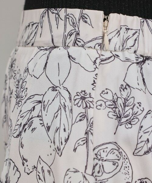 GRACE CONTINENTAL / グレースコンチネンタル ロング・マキシ丈スカート | フルーツフラワープリントスカート | 詳細9