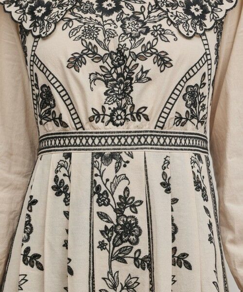 GRACE CONTINENTAL / グレースコンチネンタル ロング・マキシ丈ワンピース | パターン刺繍ワンピース | 詳細9