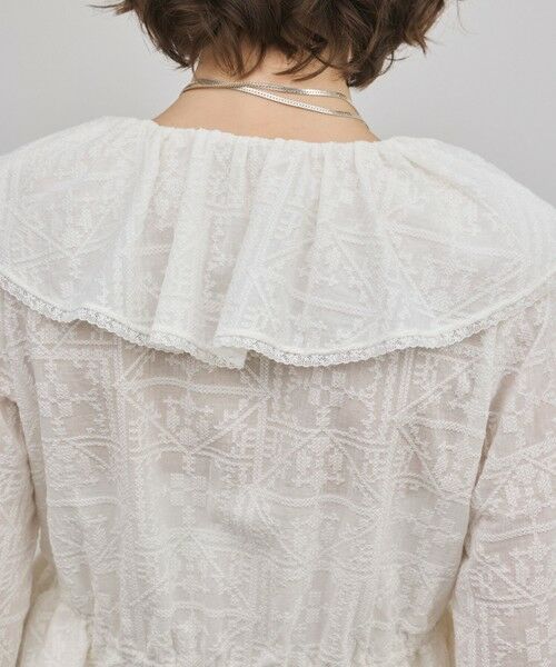 GRACE CONTINENTAL / グレースコンチネンタル シャツ・ブラウス | エンブロイダリーフリルブラウス | 詳細12