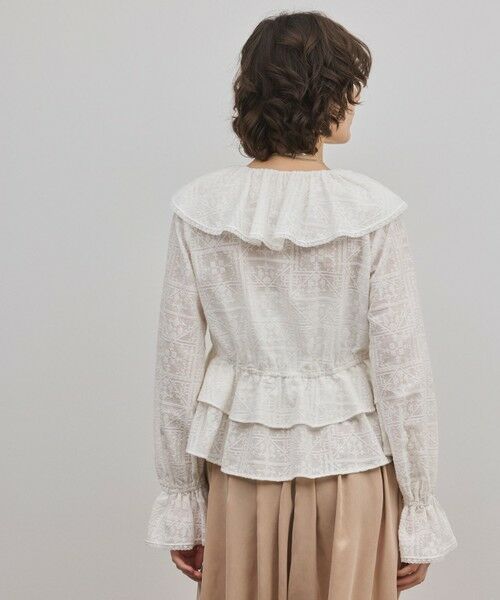GRACE CONTINENTAL / グレースコンチネンタル シャツ・ブラウス | エンブロイダリーフリルブラウス | 詳細8