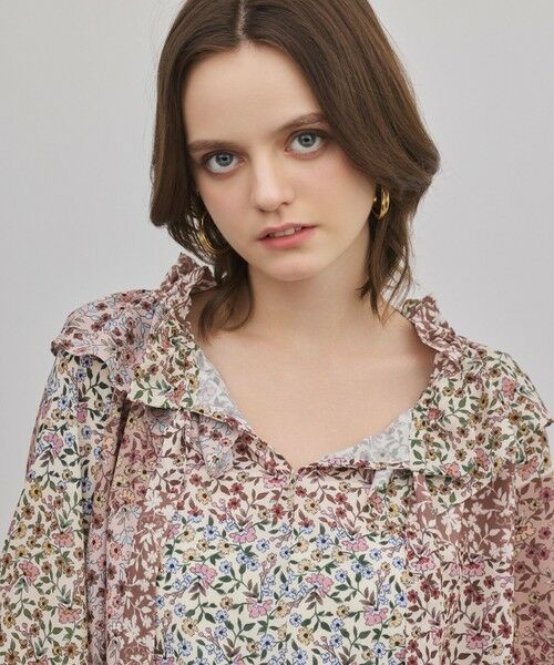 GRACE CONTINENTAL / グレースコンチネンタル シャツ・ブラウス | パッチワークプリントカフタンブラウス（ベージュ）