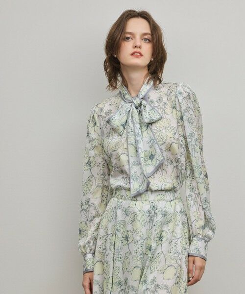 GRACE CONTINENTAL / グレースコンチネンタル シャツ・ブラウス | フルーツフラワープリントトップ（イエロー）