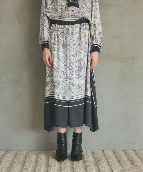 GRACE CONTINENTAL / グレースコンチネンタル ミニ・ひざ丈スカート | パリスカーフプリントスカート | 詳細8