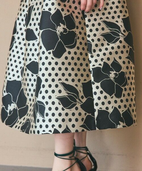 GRACE CONTINENTAL / グレースコンチネンタル ドレス | ドットボタニカルジャガードドレス | 詳細9