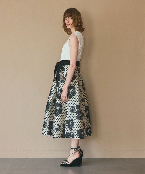 GRACE CONTINENTAL / グレースコンチネンタル ドレス | ドットボタニカルジャガードドレス | 詳細2