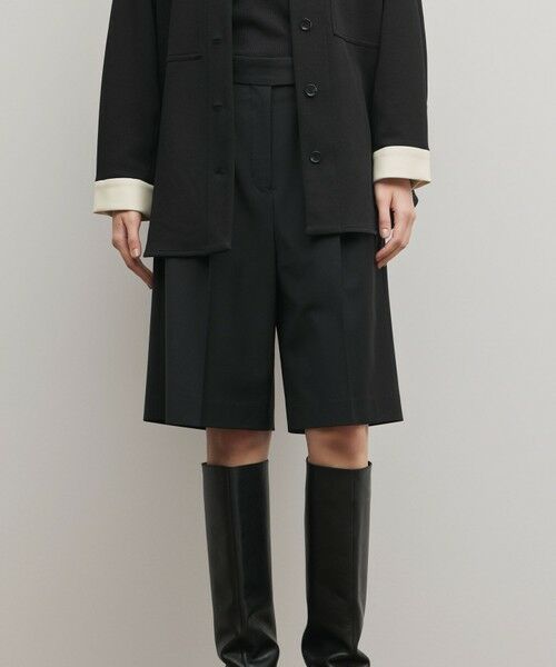 GRACE CONTINENTAL / グレースコンチネンタル その他パンツ | スーツ地ハーフパンツ（ブラック）