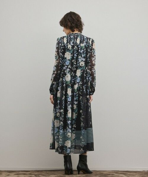 GRACE CONTINENTAL / グレースコンチネンタル ロング・マキシ丈ワンピース | フラワープリントティアードワンピース | 詳細22