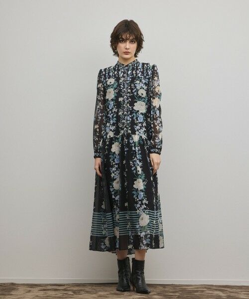 GRACE CONTINENTAL / グレースコンチネンタル ロング・マキシ丈ワンピース | フラワープリントティアードワンピース（ブラック）