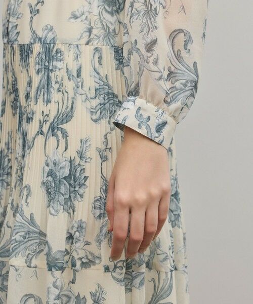 GRACE CONTINENTAL / グレースコンチネンタル ロング・マキシ丈ワンピース | フラワープリントプリーツワンピース | 詳細9