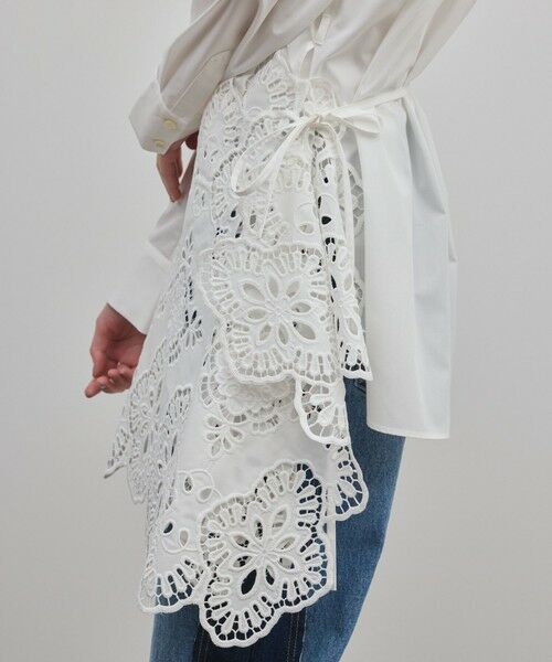 GRACE CONTINENTAL / グレースコンチネンタル シャツ・ブラウス | カット刺繍イレギュラーシャツ | 詳細10