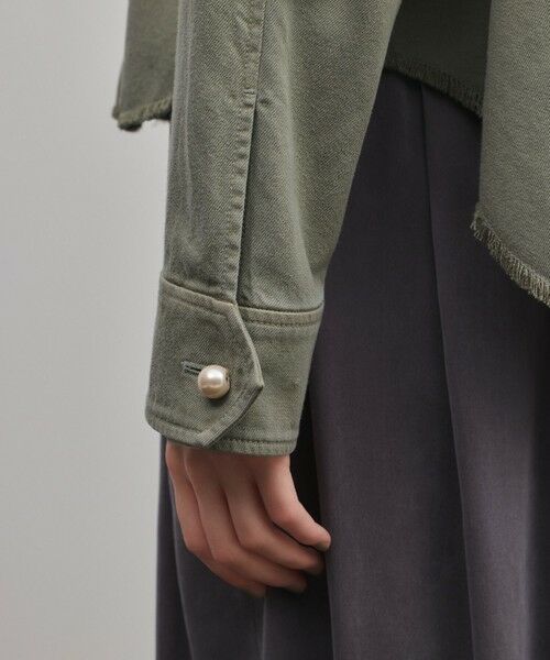 GRACE CONTINENTAL / グレースコンチネンタル シャツ・ブラウス | パール釦ピグメントシャツ | 詳細21
