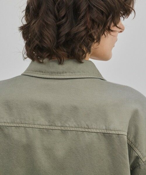 GRACE CONTINENTAL / グレースコンチネンタル シャツ・ブラウス | パール釦ピグメントシャツ | 詳細22