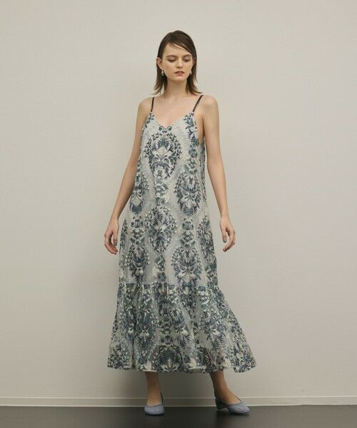 GRACE CONTINENTAL / グレースコンチネンタル ロング・マキシ丈ワンピース | オーナメントembワンピース | 詳細13