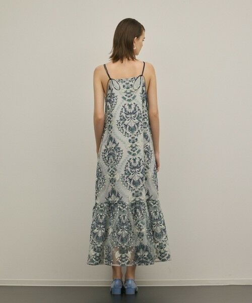 GRACE CONTINENTAL / グレースコンチネンタル ロング・マキシ丈ワンピース | オーナメントembワンピース | 詳細16
