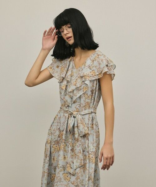GRACE CONTINENTAL / グレースコンチネンタル ロング・マキシ丈ワンピース | サラサプリントフリルカラーワンピース | 詳細12