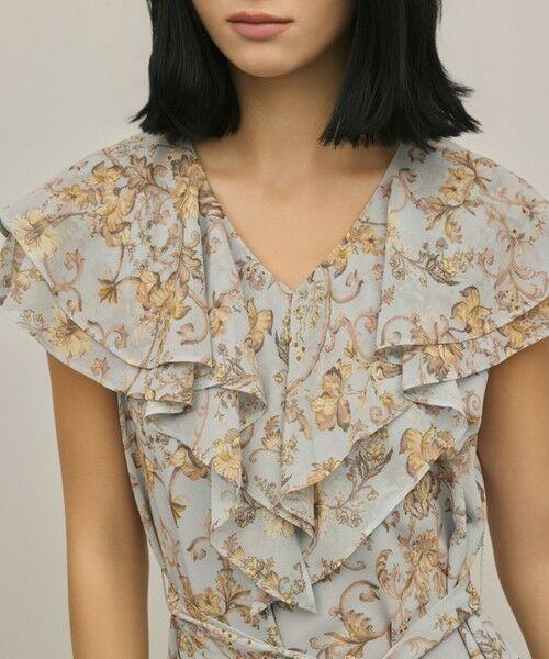 GRACE CONTINENTAL / グレースコンチネンタル ロング・マキシ丈ワンピース | サラサプリントフリルカラーワンピース | 詳細17