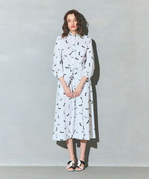 GRACE CONTINENTAL / グレースコンチネンタル ミニ丈・ひざ丈ワンピース | ヒールプリントシャツドレス（ホワイト）
