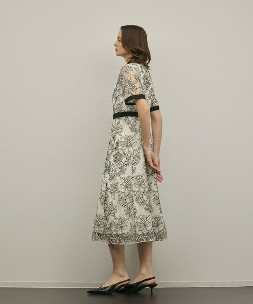 GRACE CONTINENTAL / グレースコンチネンタル ロング・マキシ丈ワンピース | フラワーコード刺繍ワンピース | 詳細1