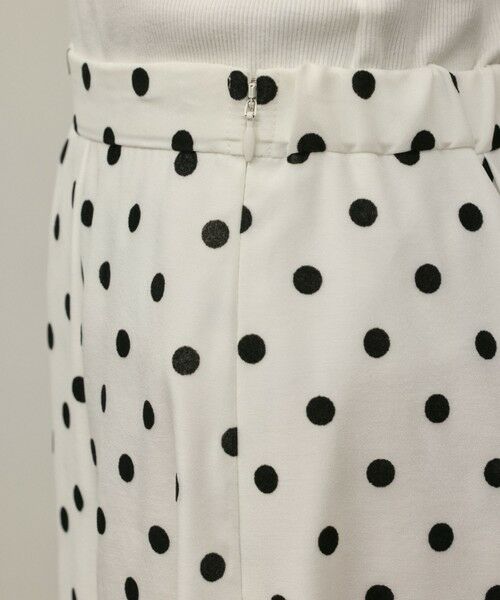 GRACE CONTINENTAL / グレースコンチネンタル ロング・マキシ丈スカート | ドットフロッキータックスカート | 詳細10