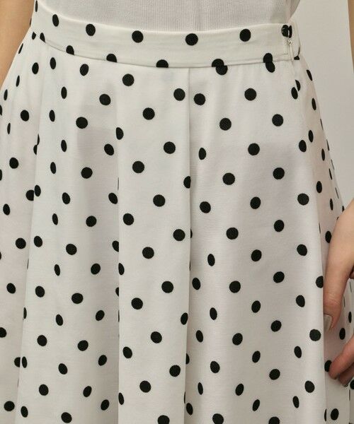 GRACE CONTINENTAL / グレースコンチネンタル ロング・マキシ丈スカート | ドットフロッキータックスカート | 詳細8