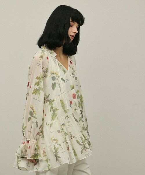 GRACE CONTINENTAL / グレースコンチネンタル シャツ・ブラウス | ボタニカルプリントチュニックトップ | 詳細9