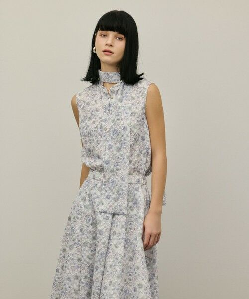 GRACE CONTINENTAL / グレースコンチネンタル シャツ・ブラウス | シアーフラワープリントジャガードブラウス（グレー）