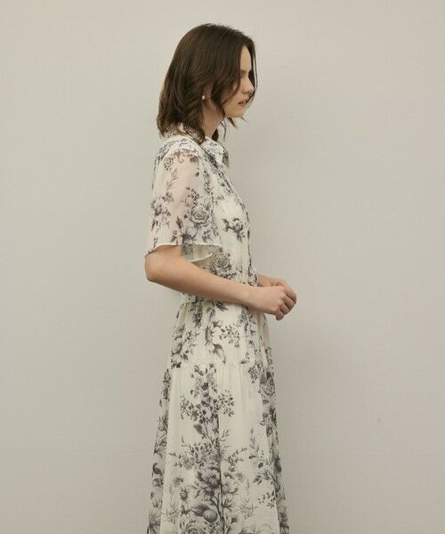 GRACE CONTINENTAL / グレースコンチネンタル ミニ丈・ひざ丈ワンピース | 【スタイリスト木津明子さんインスタライブ紹介】フラワープリントシャツフレアワンピース | 詳細8