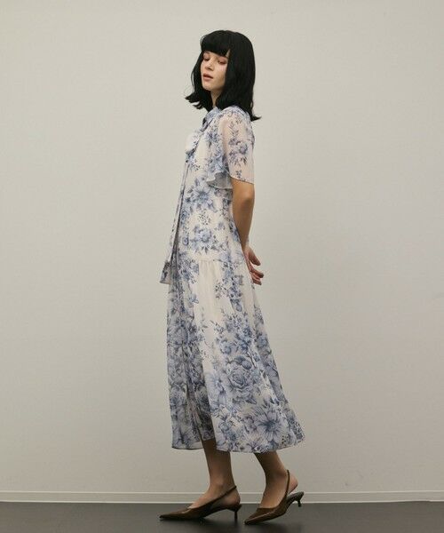 GRACE CONTINENTAL / グレースコンチネンタル ミニ丈・ひざ丈ワンピース | 【スタイリスト木津明子さんインスタライブ紹介】フラワープリントシャツフレアワンピース | 詳細15