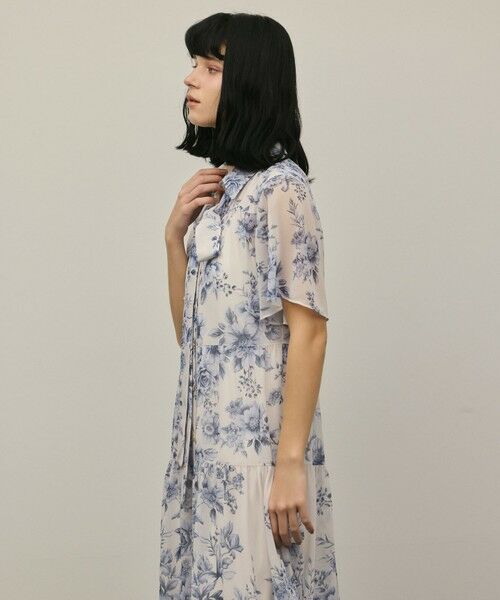 GRACE CONTINENTAL / グレースコンチネンタル ミニ丈・ひざ丈ワンピース | 【スタイリスト木津明子さんインスタライブ紹介】フラワープリントシャツフレアワンピース | 詳細19