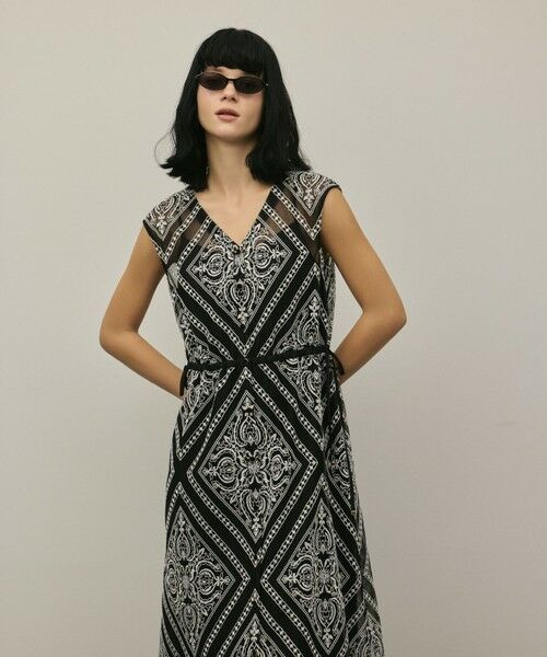 GRACE CONTINENTAL / グレースコンチネンタル ロング・マキシ丈ワンピース | 刺繍ジレワンピース | 詳細21