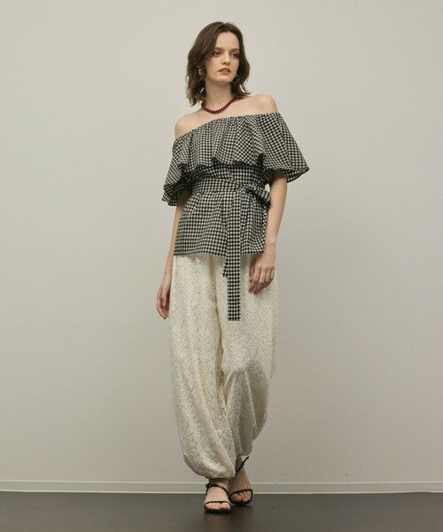 GRACE CONTINENTAL / グレースコンチネンタル シャツ・ブラウス | 【スタイリスト木津明子さんインスタライブ紹介】チェックケープブラウス | 詳細1