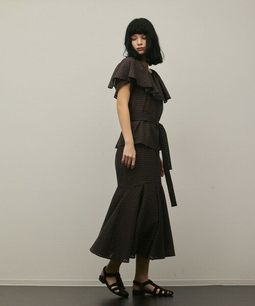 GRACE CONTINENTAL / グレースコンチネンタル シャツ・ブラウス | 【スタイリスト木津明子さんインスタライブ紹介】チェックケープブラウス | 詳細15