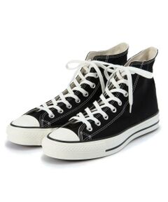 CONVERSEよりALL STAR ハイカットスニーカーの登場です。<br>一見ベーシックなハイカットスニーカーに見えますが、”Converse Made In Japan”のこだわりを散りばめた仕上がり。ヒールラベルやインソールに”MADE IN JAPAN”と表示されているのはもちろん、生成りの廻しテープを使用したり、コットンのシューレースや細めのラストを採用しているのが特徴です。<br>良質を求めるものづくりの国ニッポンから生まれる確かな技術に裏付けされたアイテムで、日本の素材を日本の工場で日本人によって作られました。<br>モノにこだわる方も満足できる、定番としてスタイリングに取り入れやすいアイテム。カジュアルスタイルにはもちろん、ジャケットやセットアップのはずしアイテムとしてもおすすめです。 <br><br>CONVERSE<br>1917年のALL START誕生から現在に至るまで幅広い層に愛されいるCONVERSE。 昔からの伝統を守りつつ常に新しくパフォーマンス性の高いシューズを提供し続けています。<br><br>店舗にお問い合わせの際は、全国のグリーンレーベル リラクシング各店まで下記の品番をお申し付け下さい。<br>品番:3231-599-1050