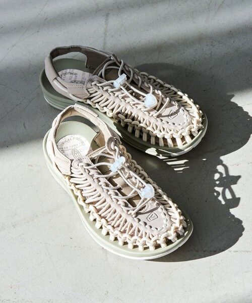 ❤【新品未使用】【別注】＜KEEN＞UNEEK サンダル 24cm BEIGE-