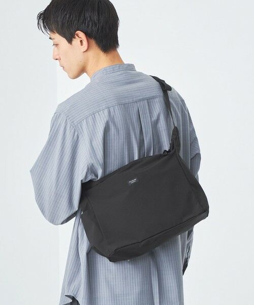 green label relaxing / グリーンレーベル リラクシング ショルダーバッグ | 【別注】＜STANDARD SUPPLY＞GLR トライアングル ショルダーバッグ | 詳細1