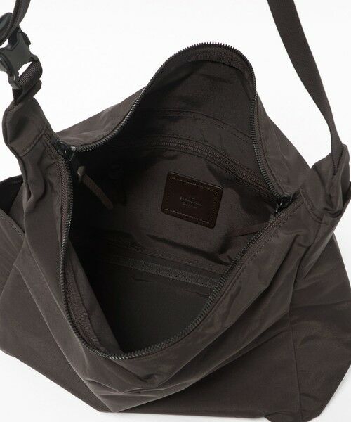 green label relaxing / グリーンレーベル リラクシング ショルダーバッグ | 【別注】＜STANDARD SUPPLY＞GLR トライアングル ショルダーバッグ | 詳細15