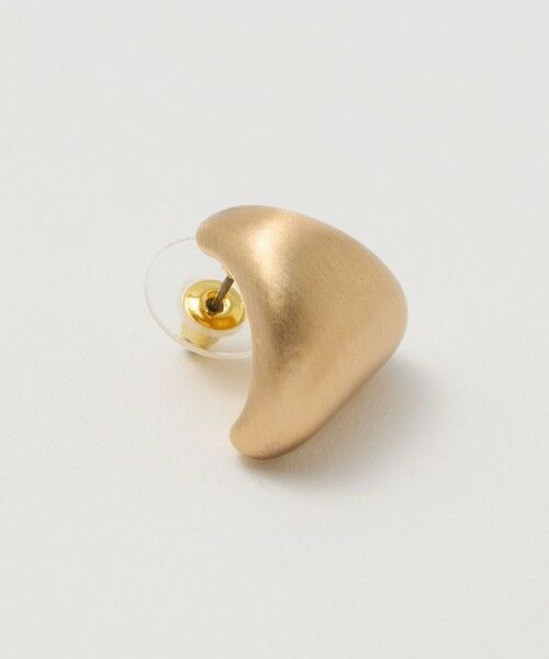トライアングル フォルム ピアス （ピアス・イヤリング）｜green