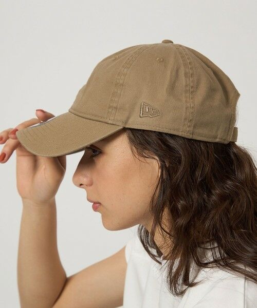 新品emis NEWLOGO CAP-BEIGE GREEN キャップ　グリーン BTS V 着用] EMIS/NEW LOGO MIX BALL CAP-BEIGE/GREEN (EMIS