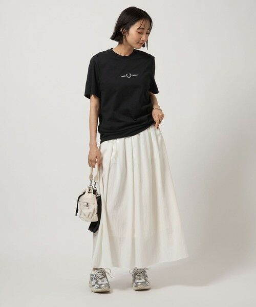 green label relaxing / グリーンレーベル リラクシング Tシャツ | ＜FRED PERRY＞ エンブロイダリー ショートスリーブ Tシャツ | 詳細10