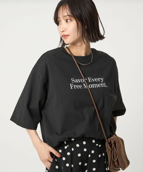 green label relaxing/グリーンレーベル リラクシング 【WEB限定】<at ease>ロゴ オーバー ショートスリーブ Tシャツ BLACK FREE green label relaxing/グリーンレーベル リラクシング 【WEB限定】<at ease>ロゴ オーバー ショートスリーブ Tシャツ BLACK FREE