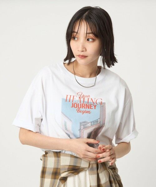 green label relaxing / グリーンレーベル リラクシング カットソー | ＜at ease＞フロント フォト ショートスリーブ Ｔシャツ | 詳細1