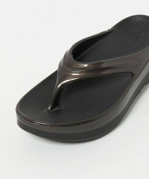 green label relaxing / グリーンレーベル リラクシング サンダル | ＜OOFOS＞ OOmega LUXE  プラットフォーム サンダル / ウーメガ | 詳細10